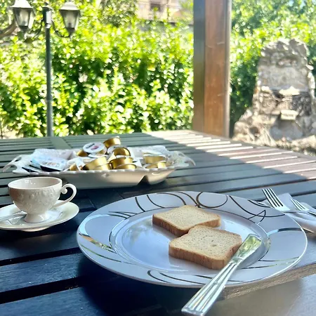 Lo Scrigno Bed & Breakfast 3*