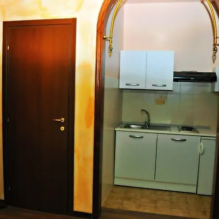 Bed & Breakfast Lo Scrigno 3*
